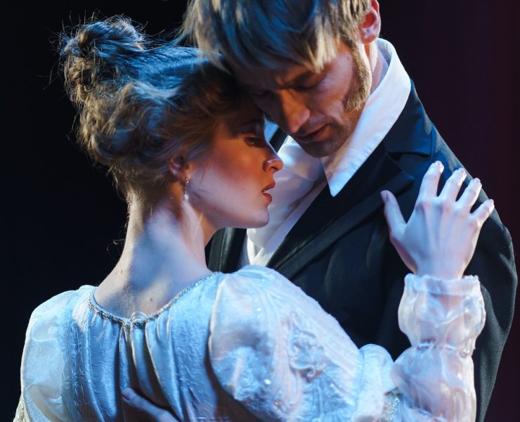 politicians play with fashion